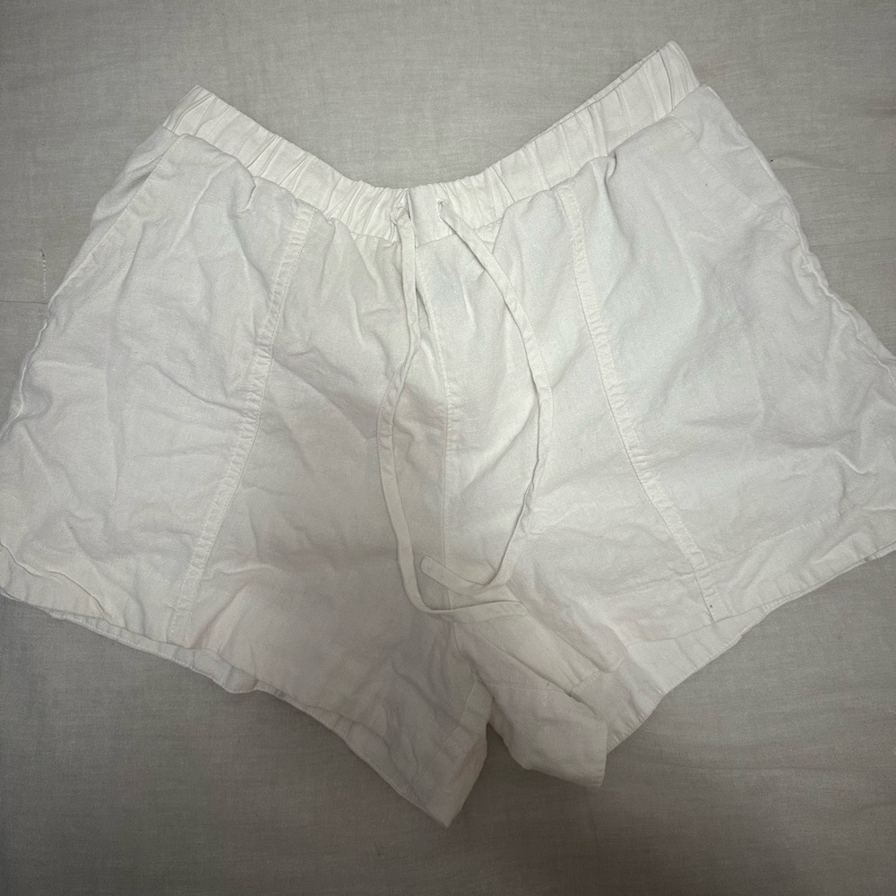 Universal Threads linen shorts